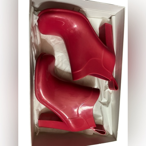 Bottega Veneta women’s pink rubber lollipop booties size 38 - Picture 3 of 9